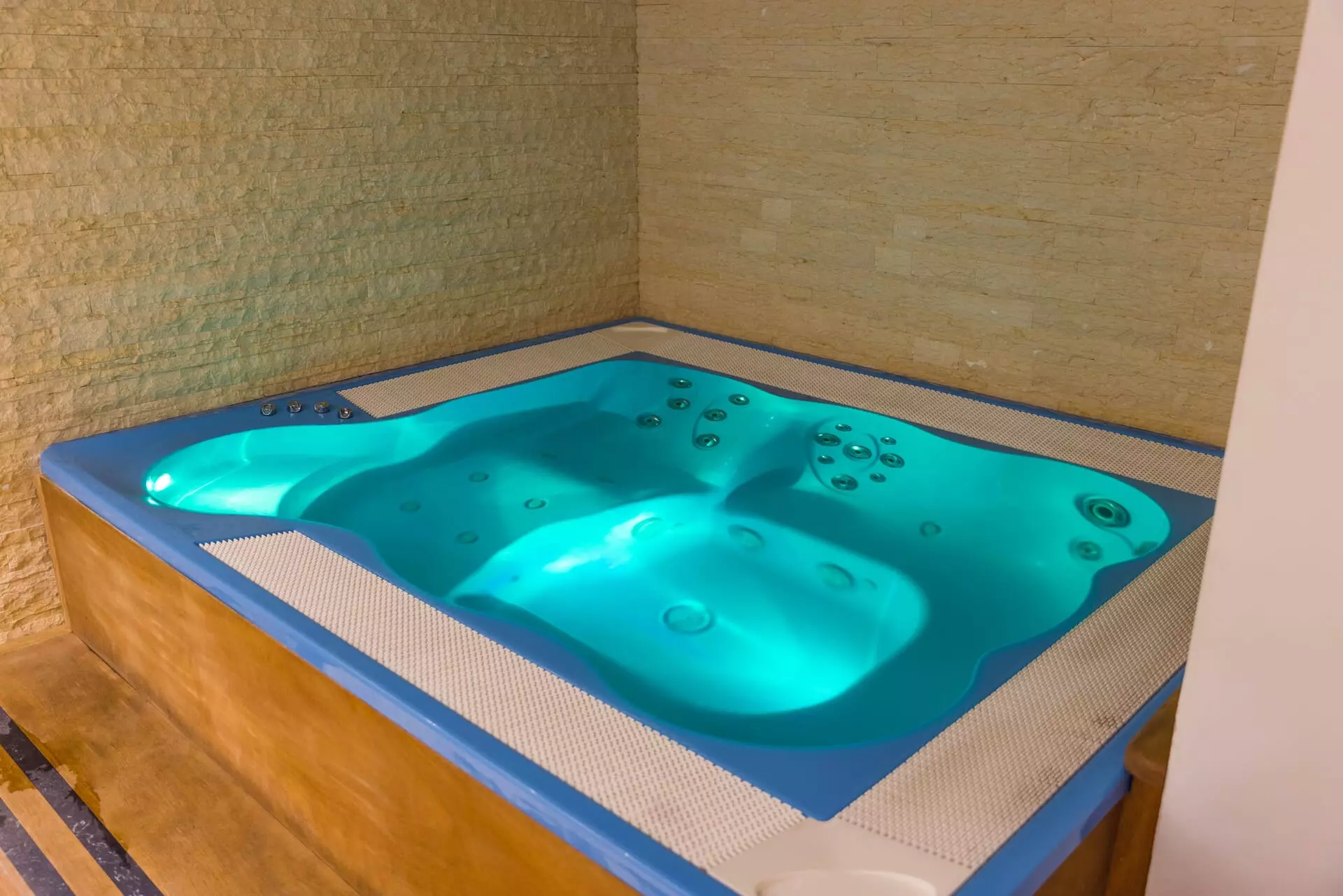 Jacuzzi SPA Privata Trento